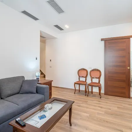Apartment Ognissanti House *